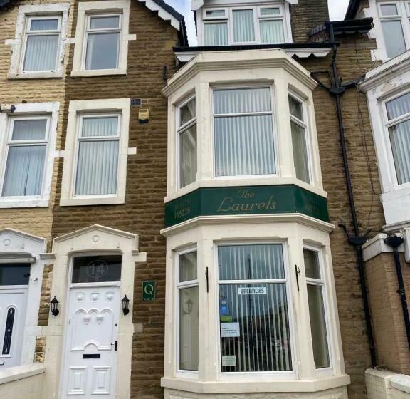 פנסיון The Laurels