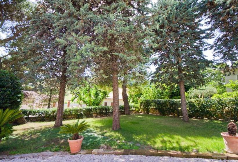 پانسیون Villa Eva