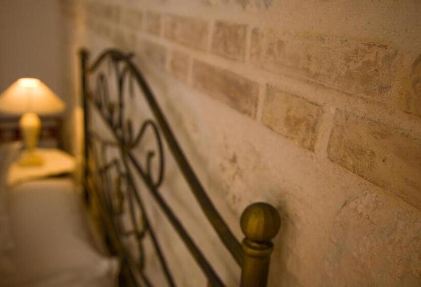 پانسیون Villa Eva