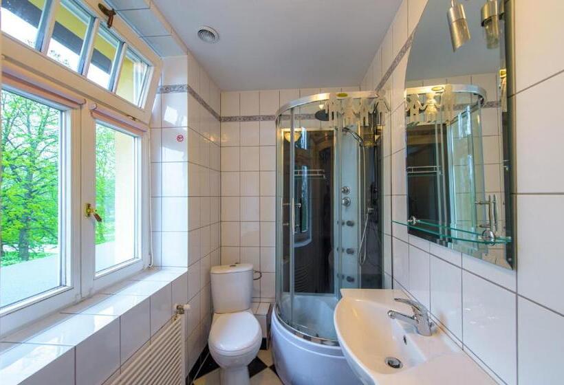 Пансион Villa Parkowa 5