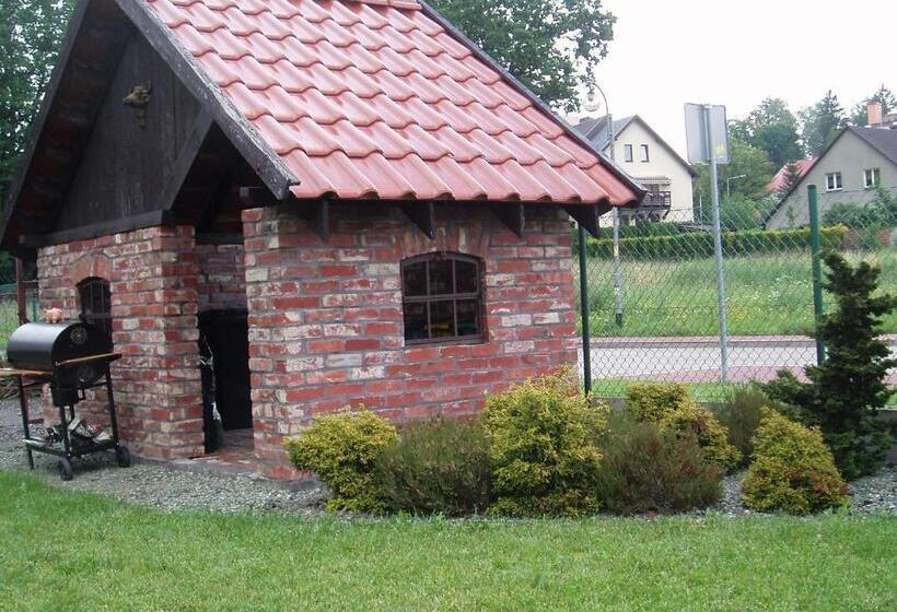 Пансион Willa Axla Z Werandą Ogrodem I Parkingiem