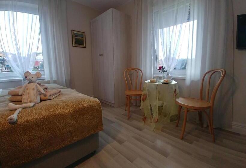 Пансион Willa Axla Z Werandą Ogrodem I Parkingiem