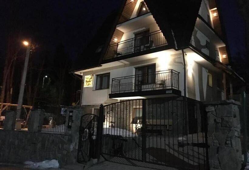 פנסיון Willa Wysoka