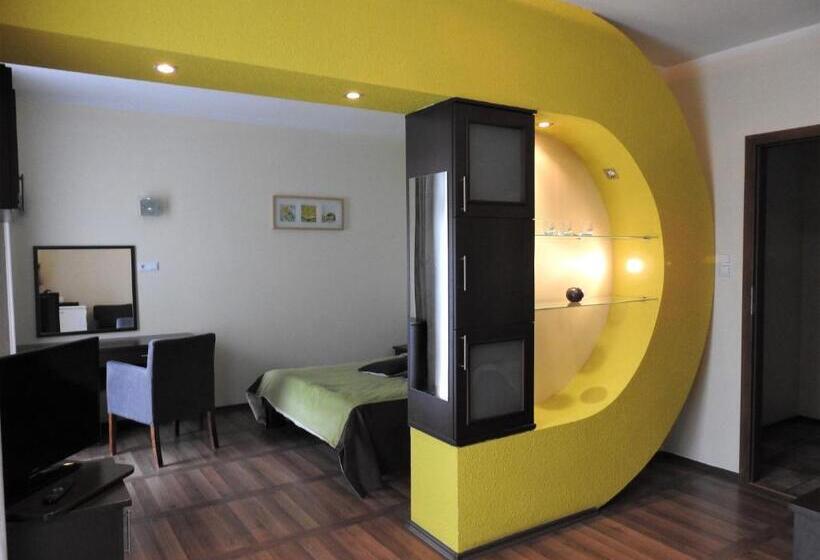 استراحتگاه Sanatorium Energetyk