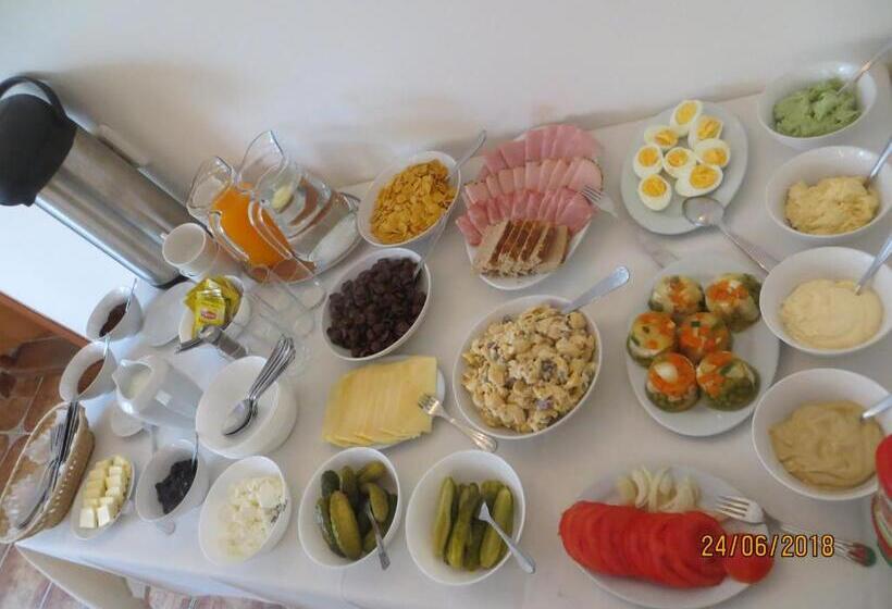 استراحتگاه Willa Safona