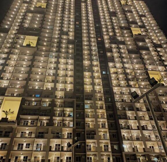 The Celandine By Dmci