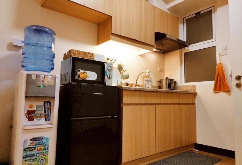 The Celandine By Dmci