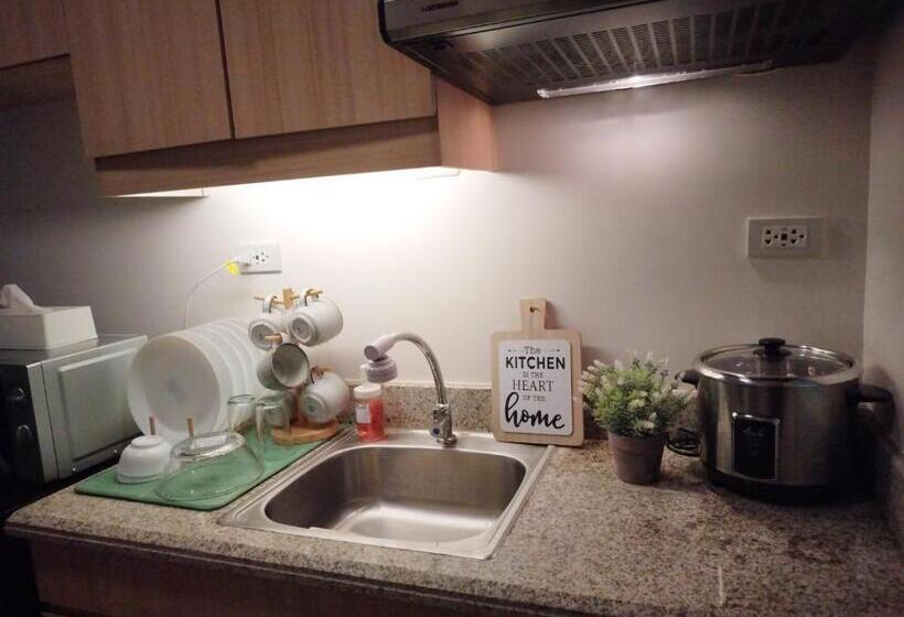 The Celandine By Dmci