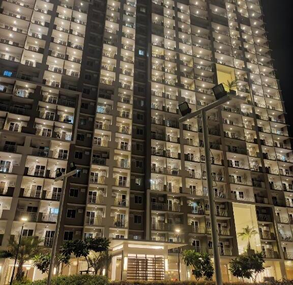 The Celandine By Dmci