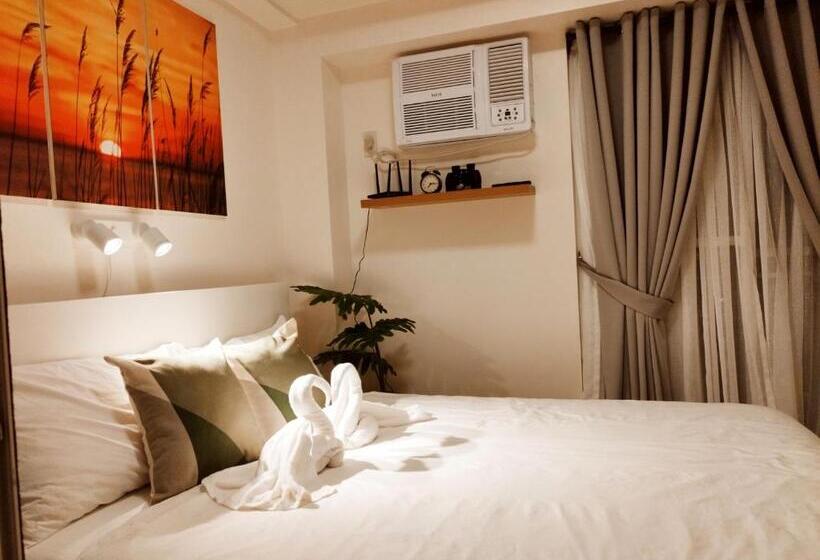 The Celandine By Dmci