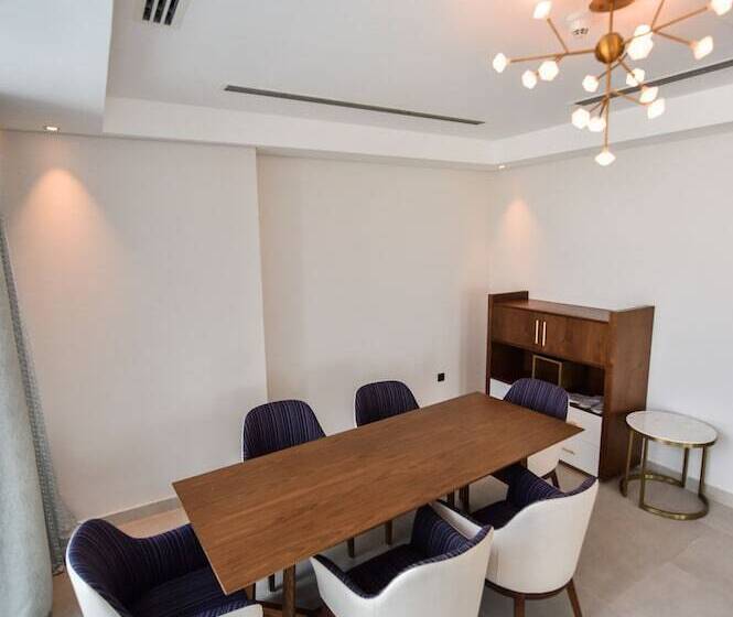 Waterfront Hotel Apartment