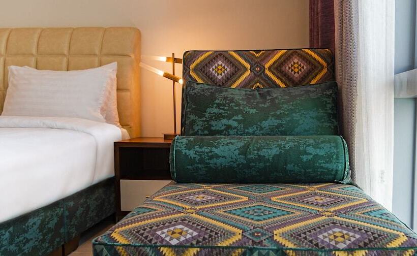 Waterfront Hotel Apartment