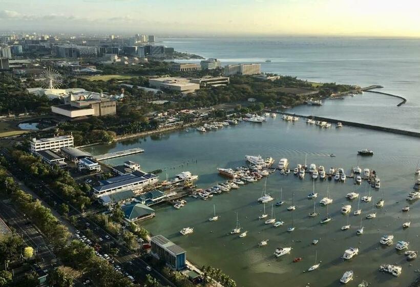 تختخواب و صبحانه Admiral Baysuites