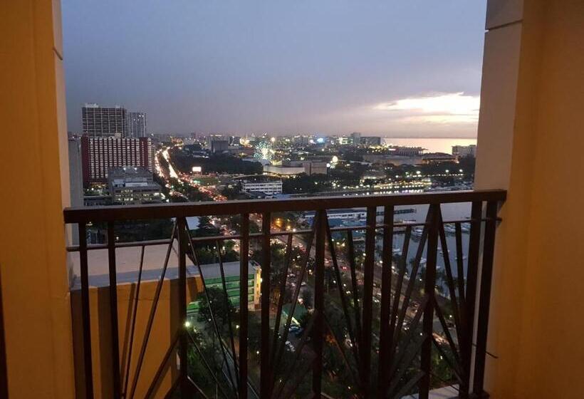 تختخواب و صبحانه Admiral Baysuites