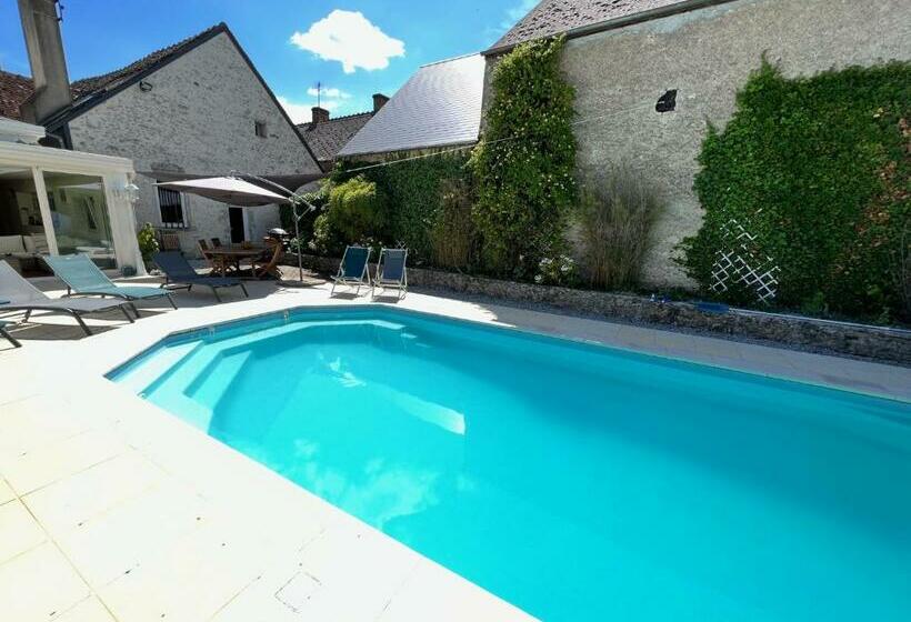 مبيت وإفطار Chambres D Hôtes L Hermine Vineuil