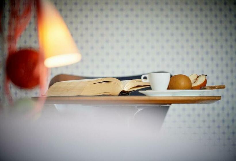 ベッドアンドブレックファースト Château De Sibra