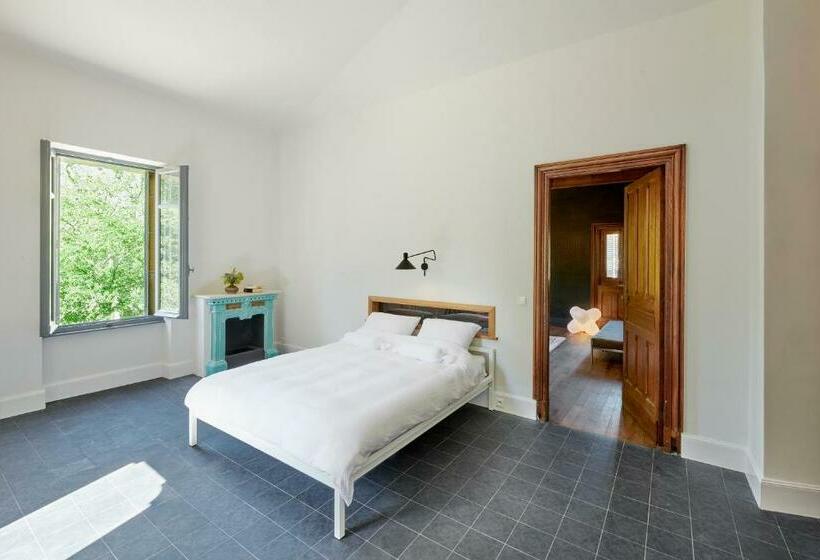 ベッドアンドブレックファースト Château De Sibra