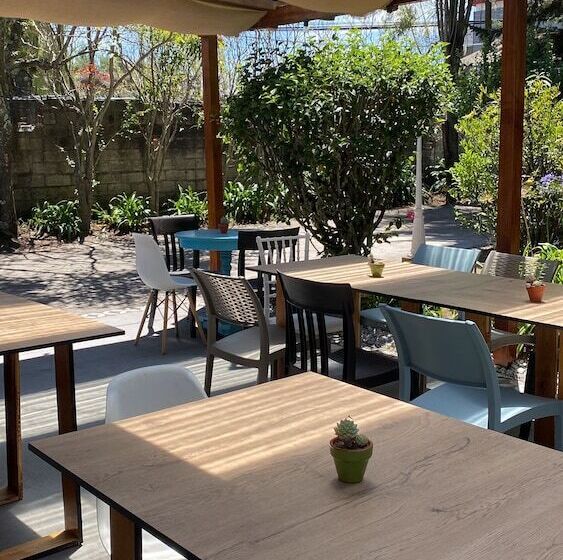 تختخواب و صبحانه Casa Skema   Garden