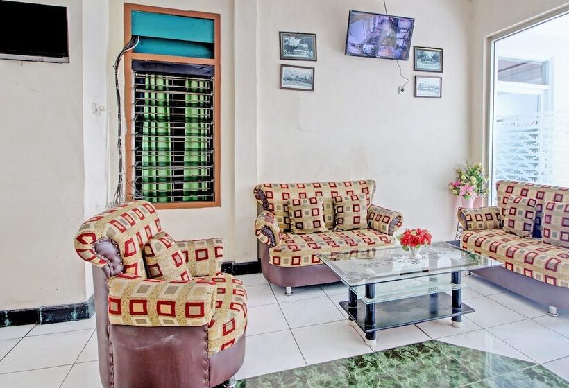 Collection O 92242 Hotel Tanjung Emas