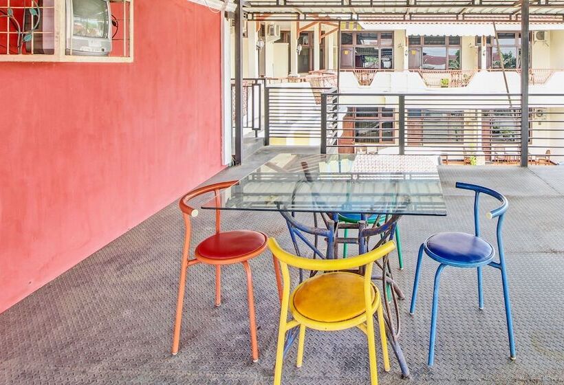 Collection O 92242 Hotel Tanjung Emas