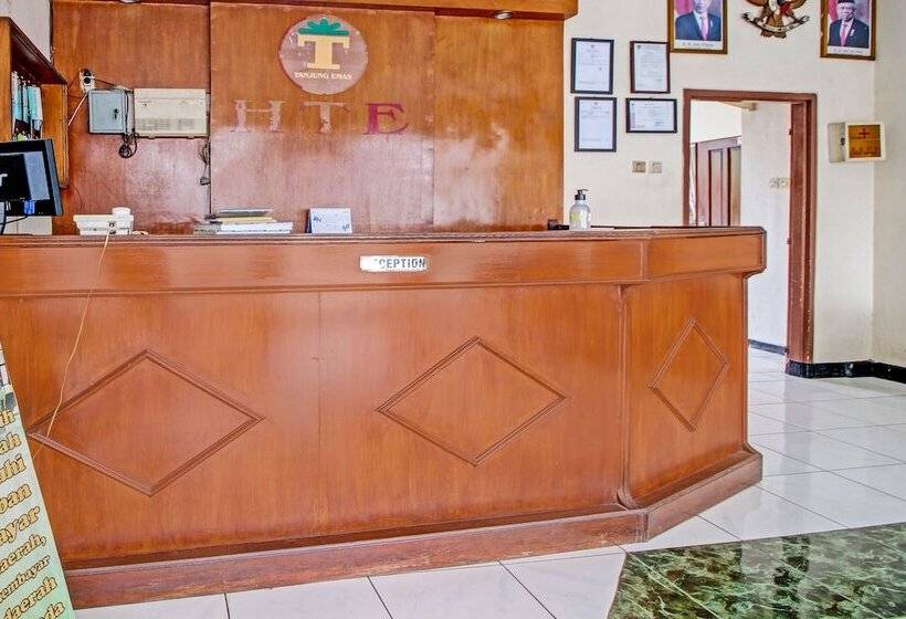 Collection O 92242 Hotel Tanjung Emas