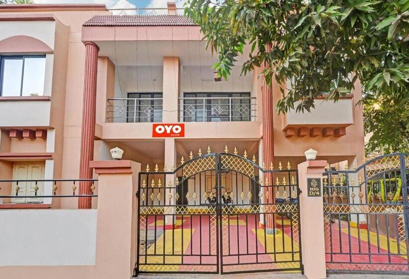 Flagship Hotel Park View Inn