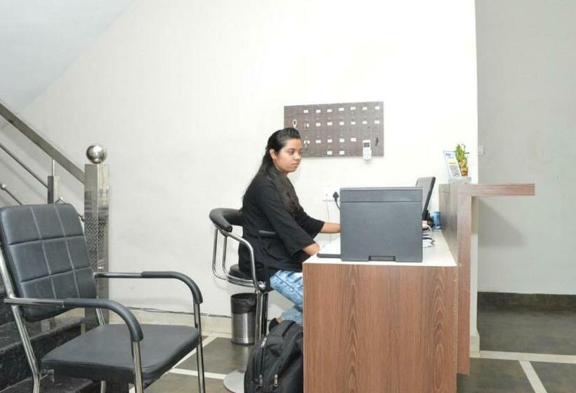 酒店 Cape Town Inn By Wb Inn