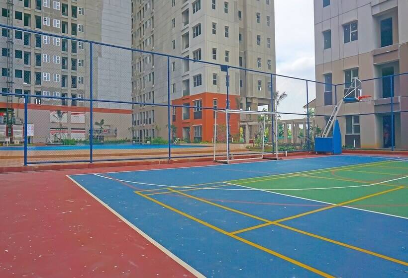 ホテル Capital O 92245 Fortune 88 Trans Park Juanda