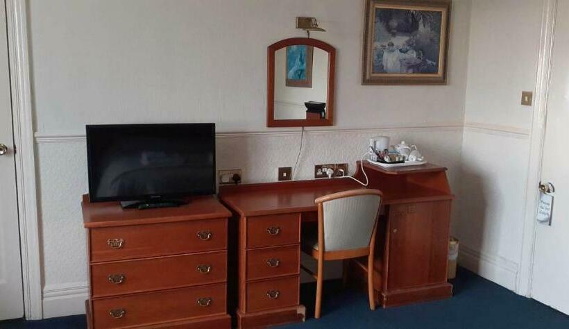 Clarkes Hotel Barrow In Furness