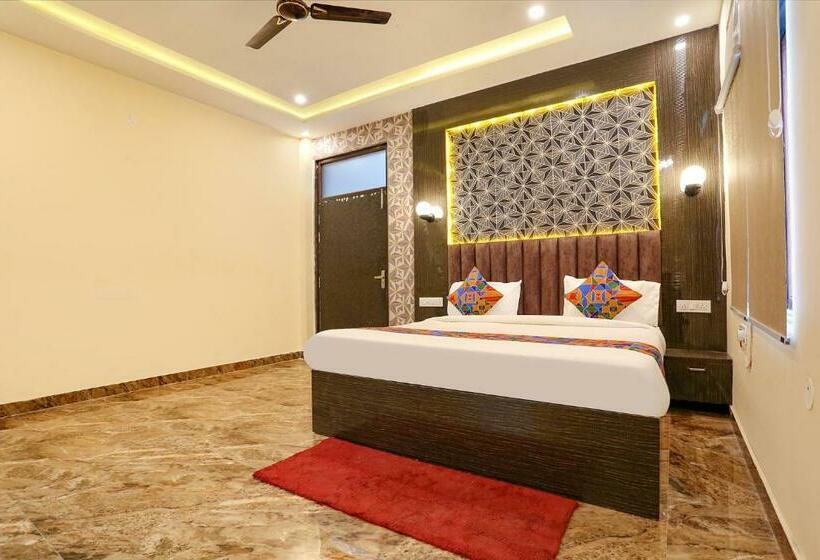 Fabhotel Occazia Palace