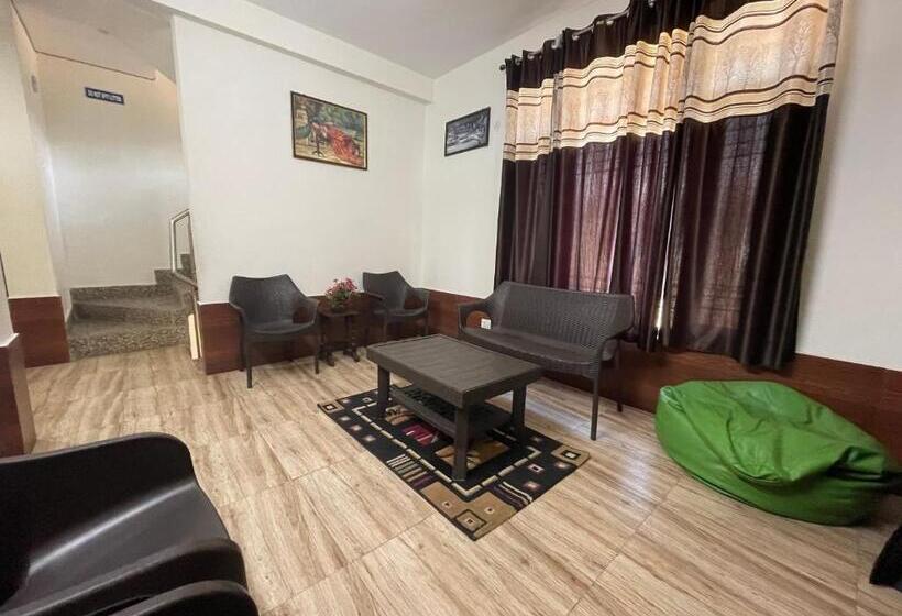 酒店 Himalayan Retreat