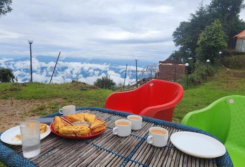 ホテル Instaview Kanatal