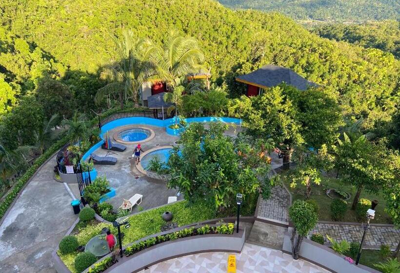 هتل Ms Mountain Cabin