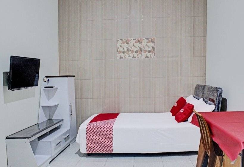 호텔 Oyo 92244 Mariko S House