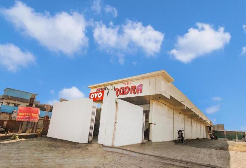 בית מלון כפרי Oyo Flagship 80837  Rudraksh Inn