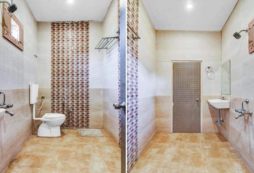 בית מלון כפרי Oyo Flagship 80837  Rudraksh Inn