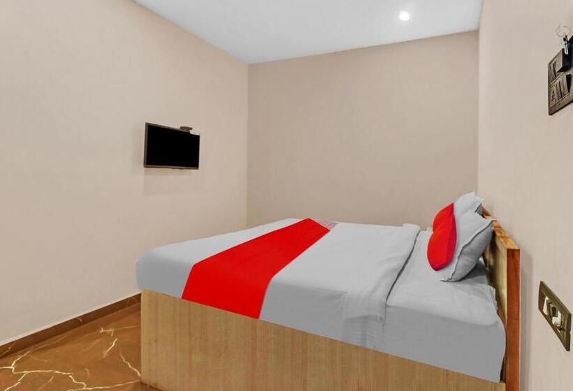 בית מלון כפרי Oyo Flagship 80837  Rudraksh Inn