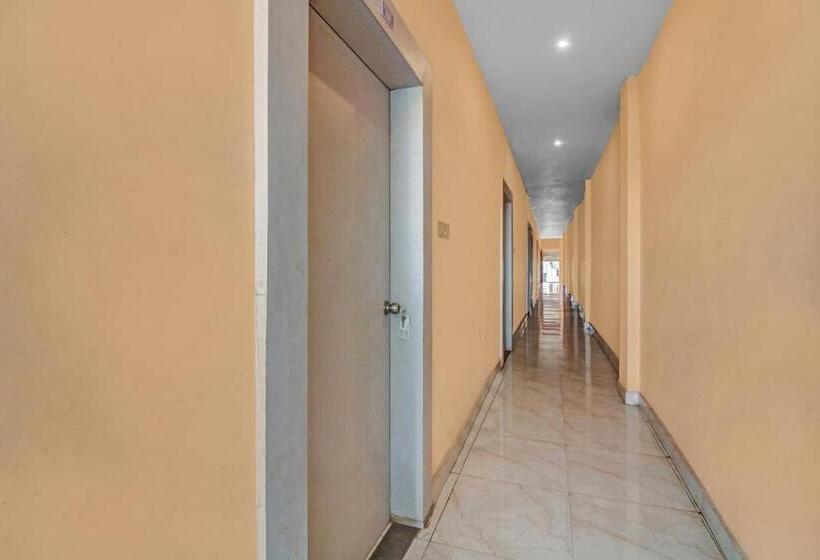 בית מלון כפרי Oyo Flagship 80837  Rudraksh Inn