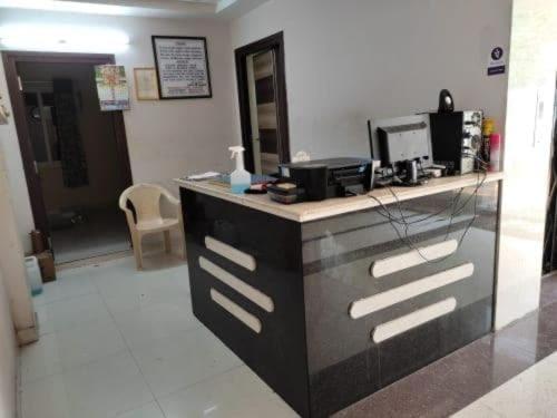 فندق Oyo Flagship 80855 R Grand