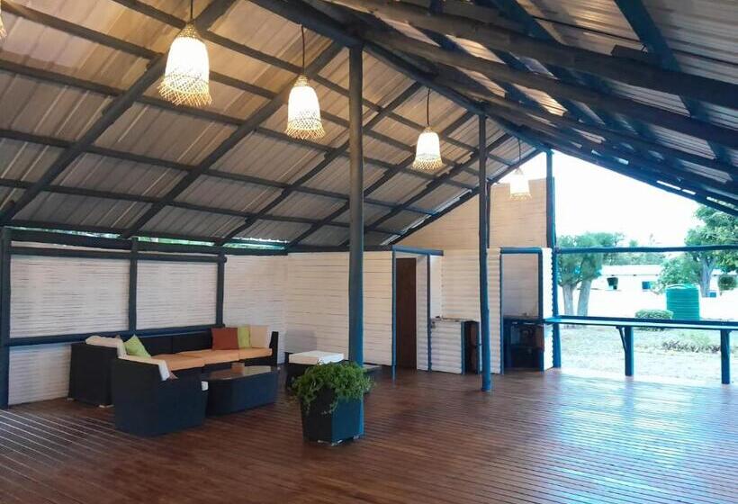 בית מלון כפרי Ponta Mar Resort