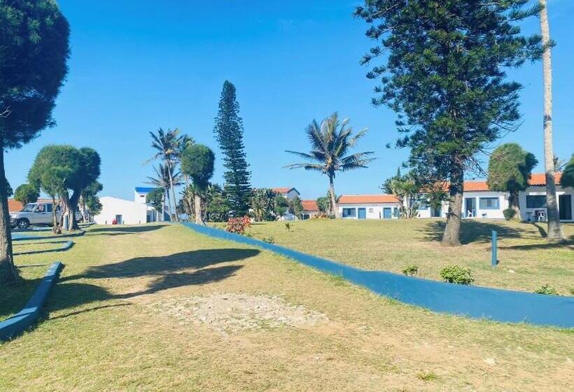 בית מלון כפרי Ponta Mar Resort