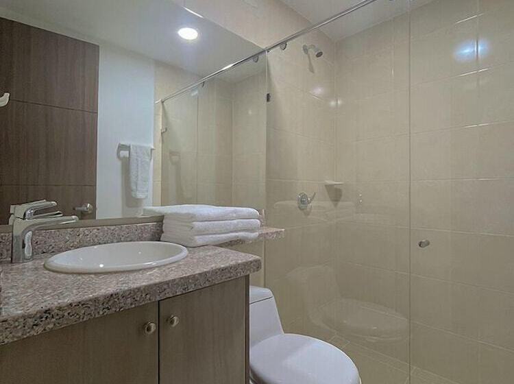 בית מלון כפרי Prado 72 Inn