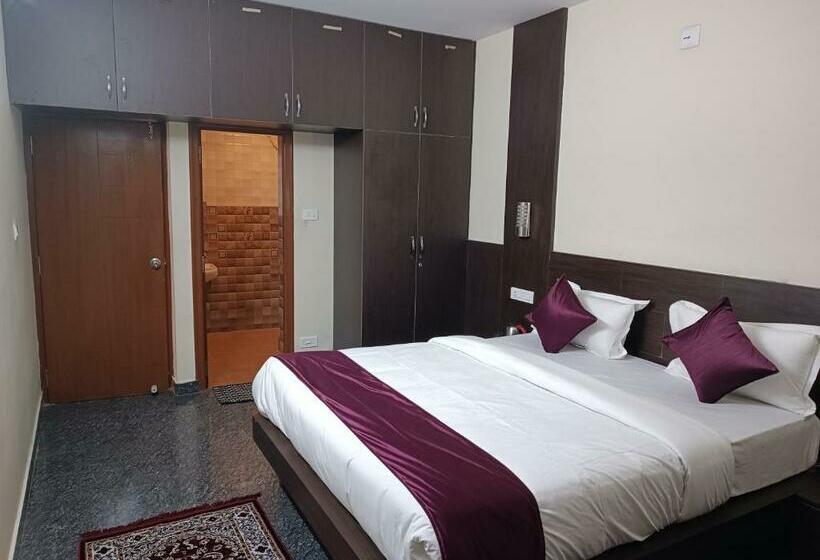 Отель Sky View Inn