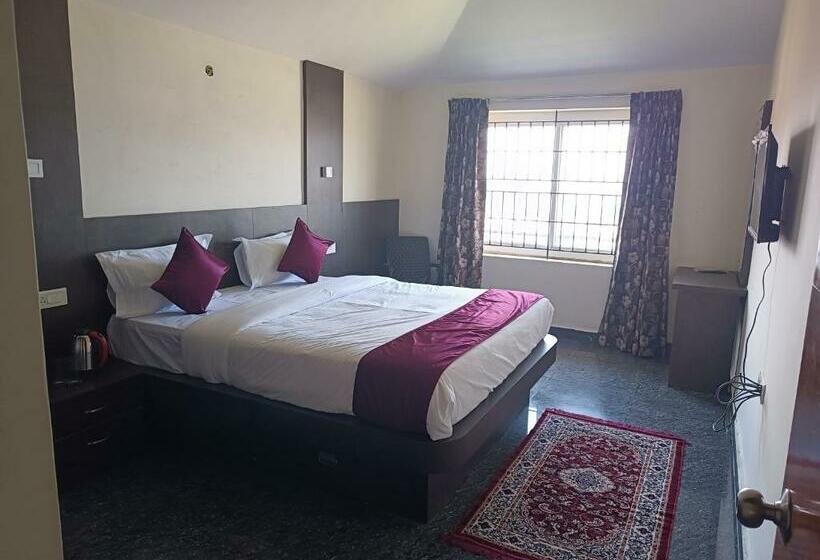 Отель Sky View Inn