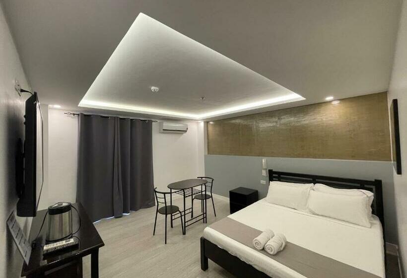 Spotlight Hotel Near Hundred Islands Wharf