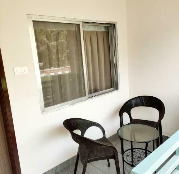 בית מלון כפרי Sun N Sea Resort