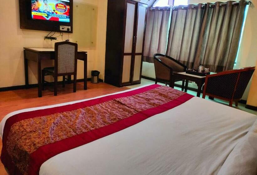 בית מלון כפרי The President