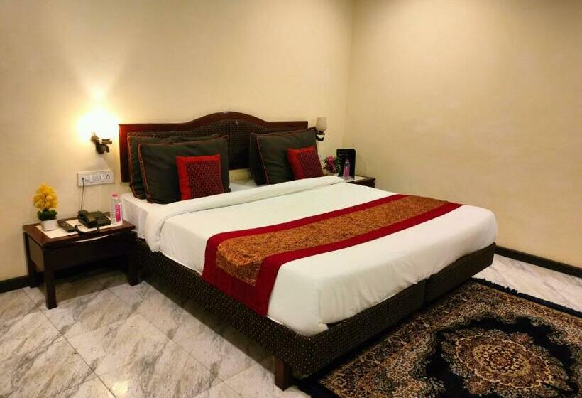 בית מלון כפרי The President