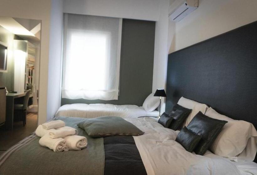 هتل Xenia Luxurys