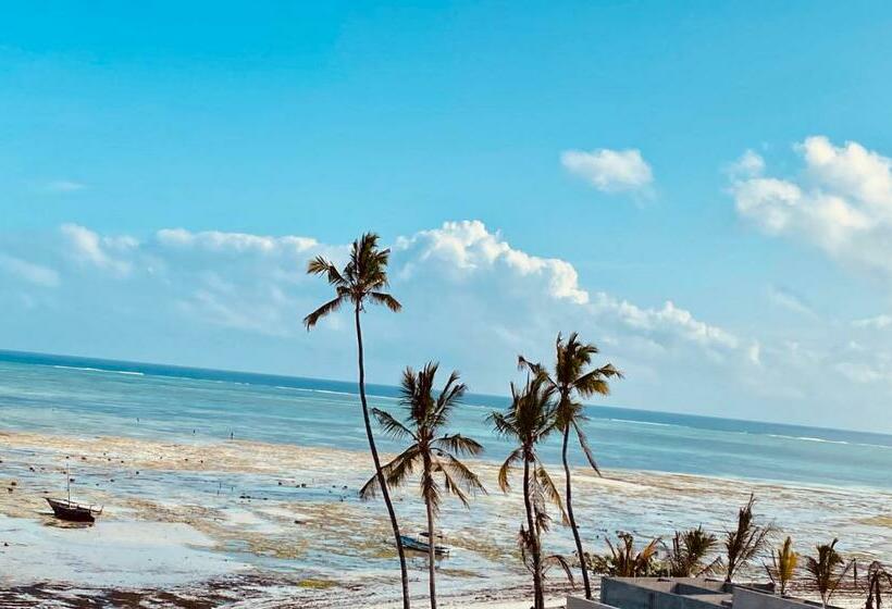 Отель Zaina Larssons Beach